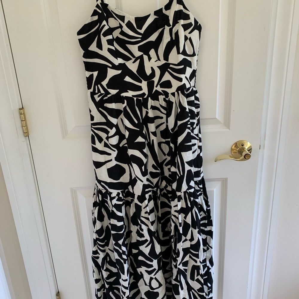 Ladies dress. Size Small.   $66